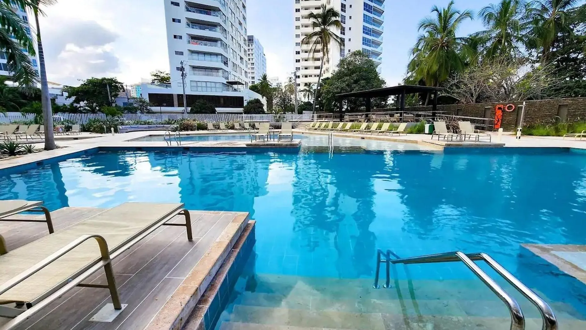 Apartasuites SOHO - Reserva del Mar Santa Marta  Santa Marta (Magdalena)